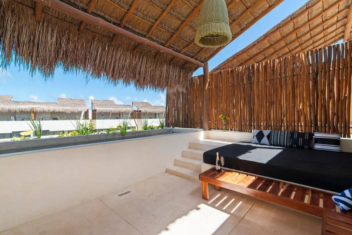 Private Rooftop Pool, Panoramic Views, Near Beach Tulum