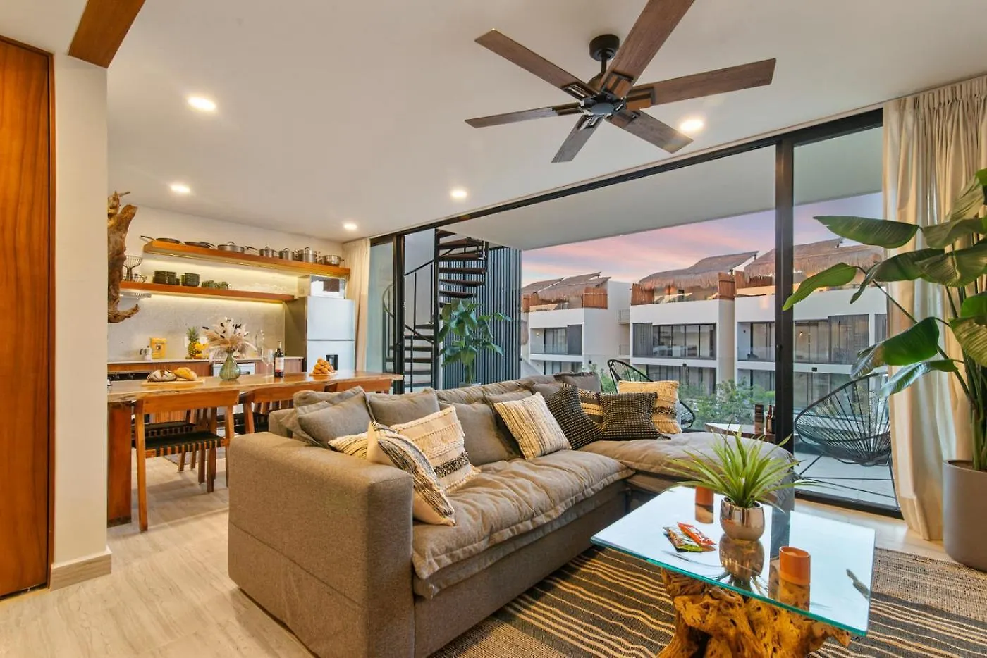 Private Rooftop Pool, Panoramic Views, Near Beach Tulum Apartment