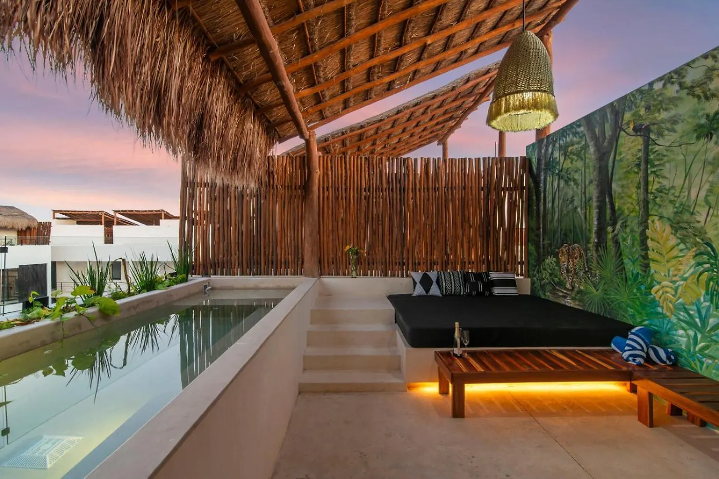 Private Rooftop Pool, Panoramic Views, Near Beach Tulum